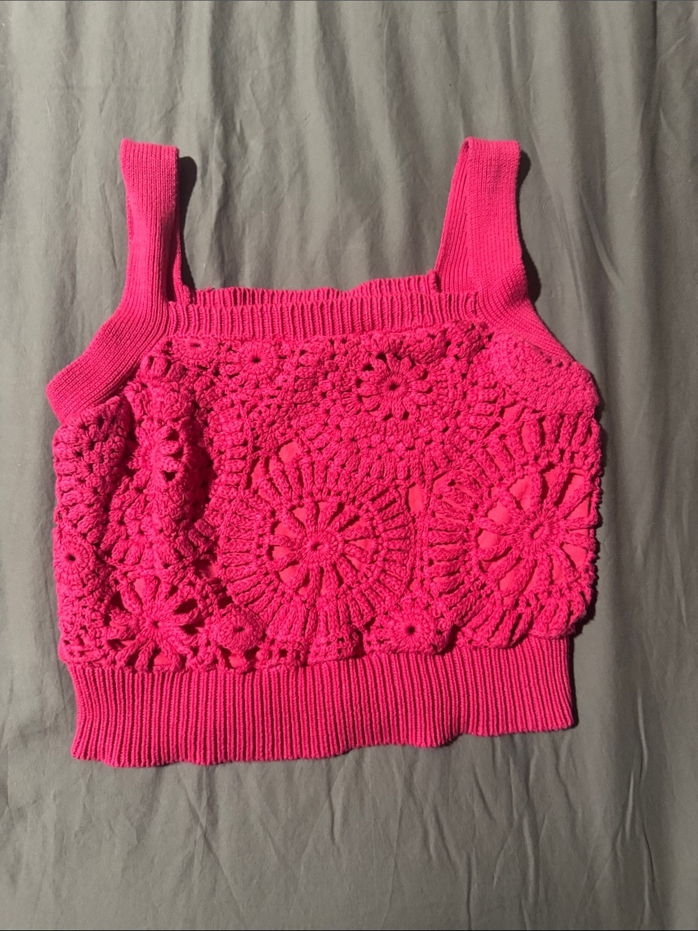 House of Harlow 1960 Bright Pink Crochet Crop Tank